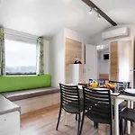 T3 I I I - 15 Min Nazaré Chalet