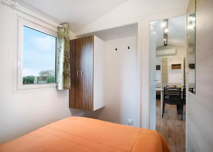 T3 I I I - 15 Min Nazare 木屋 *