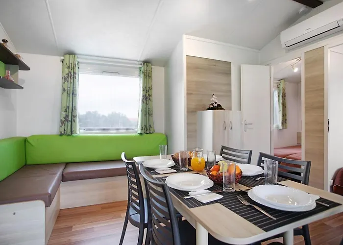 T3 I I I - 15 Min Nazare 木屋